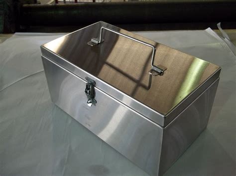 sheet metal tool box design